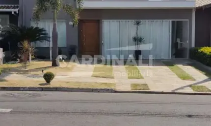 Linda Casa à Venda no Condomínio Campos Dos Condes 1 em Paulínia/SP