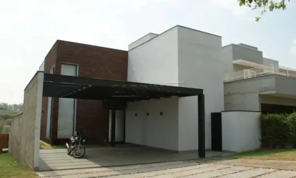 Casa ampla nova a venda em condomínio em barão geraldo, um condomínio aconchegante