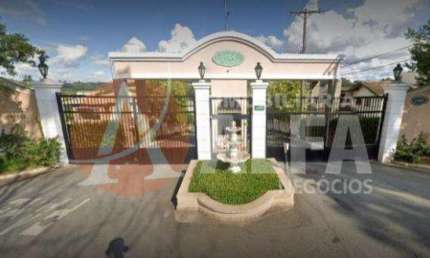 Casa - 3 Dormitórios - Condomínio Quinta de São Fernando - Pitas - Cotia/SP