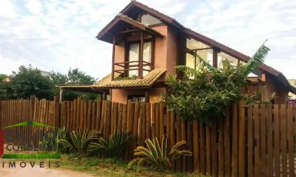 Casa com 5 quartos à venda na Servidão Ipê Florido, 40, São João do Rio Vermelho, Florianópolis por R$ 990.000