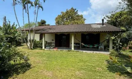 Casa com 5 quartos à venda na afonso luiz barba, 339, lagoa da conceição, florianópolis por r$ 2.500.000