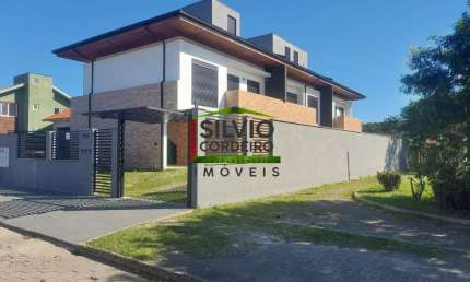 Casa com 3 quartos à venda na Avenida Cidade de Córdoba, 14, Barra da Lagoa, Florianópolis por R$ 1.850.000