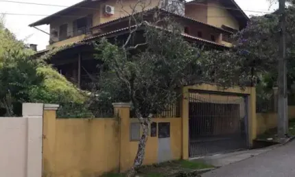 Casa com 4 quartos à venda na servidão ruth bastos de oliveira, 165, lagoa da conceição, florianópolis por r$ 2.800.000