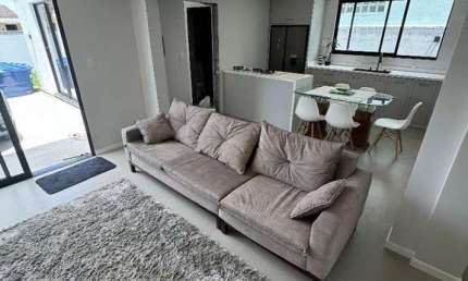 Casa à venda na Rua José Cherem, 111, Carianos, Florianópolis por R$ 1.390.000