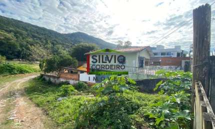 Terreno à venda na Rua Laurindo Januário da Silveira, 214, Canto da Lagoa, Florianópolis por R$ 1.600.000