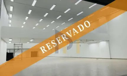 Loja para alugar, 680 m² por R$ 32.825,63/ano - Centro - Araucária/PR