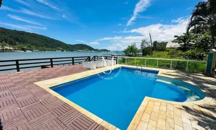 Apartamento à venda no bairro Pontal do Partido (Cunhambebe) em Angra dos Reis/R