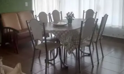 Vendo casa ninho verde 01 com três dormitórios com suíte  valor e r$ 465mil porangaba sp. aceita  fiananciamento bancario
