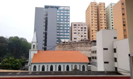 ótima localização - proximo da CATEDRAL - amplo apartamento