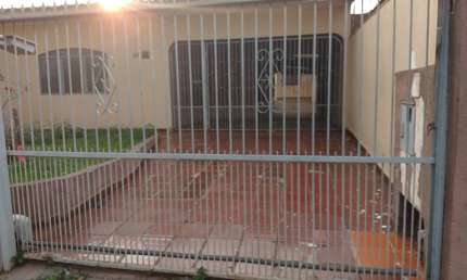 ÓTIMA RESIDENCIA - BOA LOCALIZAÇÃO - PROXIMA DA AV. ARTHUR THOMAS