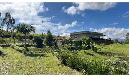 Casa em condomínio fechado com 3 quartos à venda na Quatro Barras, 588, Vale do Anhangava, Quatro Barras