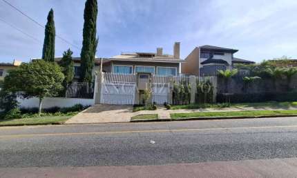 Casa Espetacular no Jardim Schaffer com 733m², vista para o Bosque Alemão!