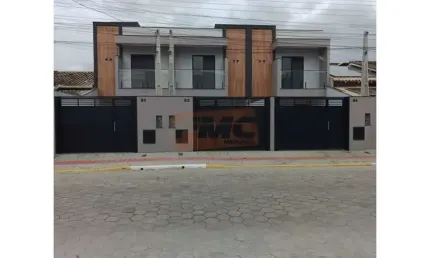 Sobrado 3 quartos para Venda no bairro Santa Regina em Camboriú