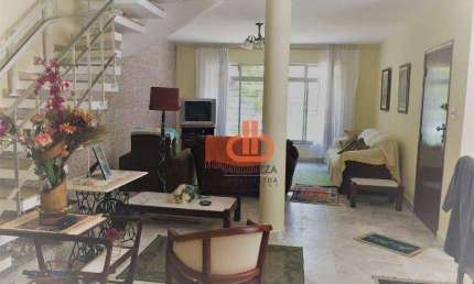 Sobrado com 3 dormitórios à venda, 280 m² por R$ 1.600.000,00 - Gonzaga - Santos/SP