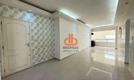 Apartamento  varanda  dois quartos no coração do gonzaga –  vaga e elevador