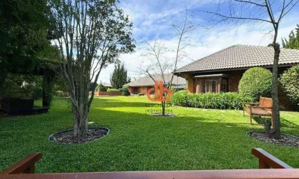 Sobrado com seis quartos á venda, 773 m²  - Capivari- Campos do Jordão/SP