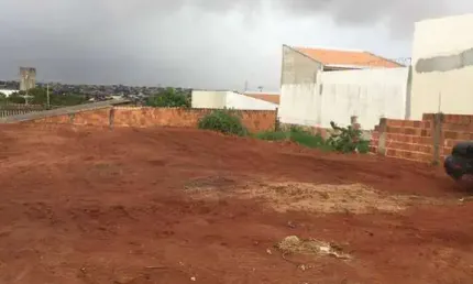 Terreno à venda na Vila Industrial, Bauru 