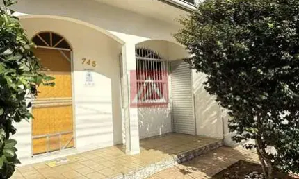 CASA DE QUARTRO QUARTOS E DUAS SUÍTES EM BARREIROS SÃO JOSÉ