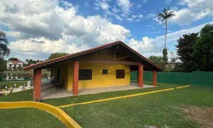 Chácara em condomínio com 3 dormitórios à venda, 2000 m² por R$ 1.600.000 - Condomínio Terras de Santa Rosa - Salto/SP
