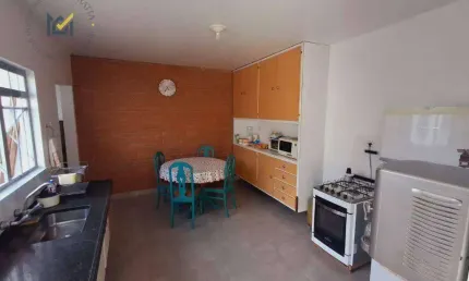 Casa com 2 dormitórios à venda, 166 m² por R$ 750.000,00 - Vila Teixeira - Salto/SP