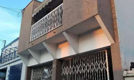 Casa comercial com 2 salas à venda no Centro, Salto 
