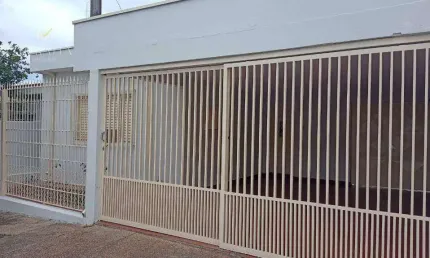 Casa com 3 dormitórios à venda, 153 m² por R$ 550.000,00 - Bela Vista - Salto/SP
