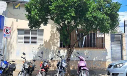 Casa com 2 dormitórios à venda, 89 m² por R$ 395.000 - Centro - Salto/SP