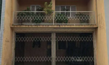 Casa com 4 dormitórios à venda, 203 m² por R$ 470.000 - Centro - Salto/SP