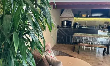 Casa para Venda em Arujá, Arujá Center Ville, 3 dormitórios, 1 suíte, 4 banheiros, 2 vagas