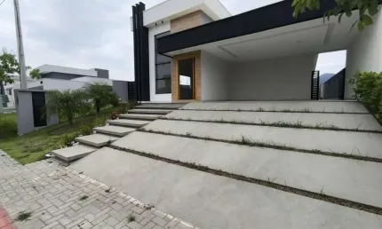 Casa em condomínio fechado com 3 quartos à venda na Rodovia Ernani do Amaral Peixoto, 15.39, Inoã, Maricá