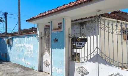 Casa com 3 quartos à venda na Vicente Celestino, Centro, Itaboraí