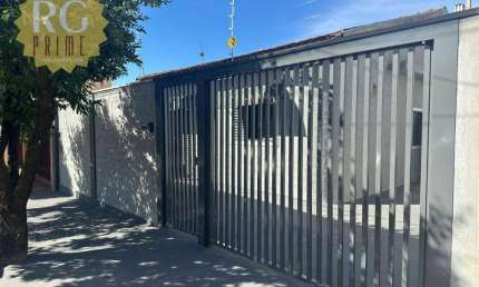 **CASA EM SÃO JOSÉ DO RIO PRETO** 03 DORMITÓRIOS COM VARANDA E UMA ÁREA GOURMET COM CHURRASQUEIRA, por: