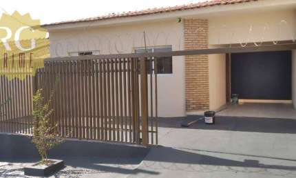 **CASA EM SÃO JOSÉ DO RIO PRETO** 03 DORMITÓRIOS COM VAGA DE GARAGEM PARA ATÉ 03 CARROS, por: