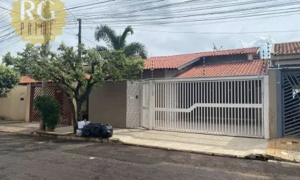 **CASA EM SÃO JOSÉ DO RIO PRETO** 03 DORMITÓRIOS SENDO 01 SUÍTE, COM PISCINA E VARANDA GOURMET, por: