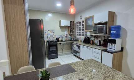 Casa com 2 quartos à venda no Wanel Ville, Sorocaba 