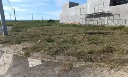 Terreno à venda na Rua Padre Bruno Carra, Olaria, Salto por R$ 192.000
