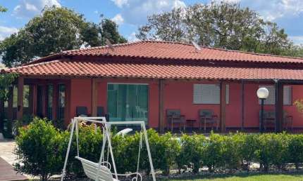 Casa com 4 quartos para alugar na Rua Beira Rio, 1158, Estância da Colina, Salto por R$ 6.000
