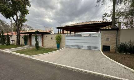 Casa com 3 quartos à venda na Rua Alberico de Oliveira, 37, Condomínio Zuleika Jabour, Salto por R$ 1.700.000