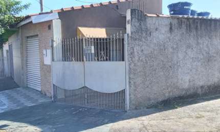 Casa com 2 quartos à venda na Rua São José, 10, Jardim São Judas Tadeu, Salto, 150 m2 por R$ 270.000