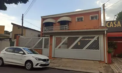 Casa com 3 quartos à venda na Rua Vinte e Quatro de Outubro, 1470., Vila Henrique, Salto por R$ 560.000
