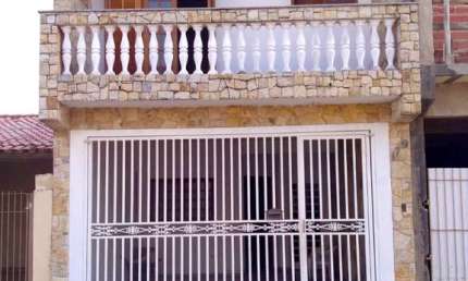 Casa com 4 quartos à venda na Rua Machado de Assis, 179, Jardim Três Marias, Salto por R$ 450.000