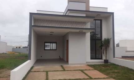 Casa em condomínio fechado com 3 quartos à venda na Rua Romeu Nelson Piratello, 64, Village Moutonnée, Salto por R$ 790.000