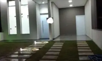 Casa em condomínio fechado com 3 quartos à venda na Rua Benedito Teixeira, Jardim Guarujá, Salto por R$ 650.000
