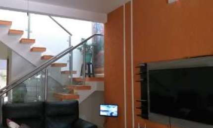 Casa com 3 quartos à venda na Rua Jurista Nelson Hungria, 452, Residencial Parque Laguna, Salto por R$ 630.000