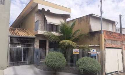 Casa com 3 quartos à venda na Rua Miguel Orlandini, 15, Jardim São João, Salto, 146 m2 por R$ 360.000