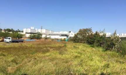 Terreno comercial à venda na RUA ITALIA MANFREDINI, 166, Parque Residencial Rondon, Salto por R$ 2.300.000