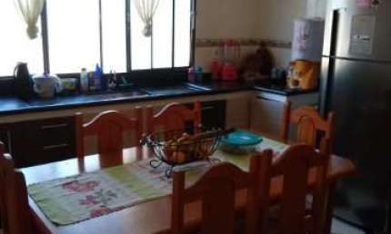 Casa com 3 quartos à venda na Rua Ator Idovar Sthal, 42, Jardim Santa Rita, Salto por R$ 390.000