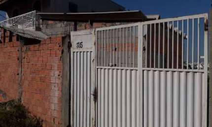 Casa com 2 quartos à venda na Rua Monteiro Lobato, 385, Jardim Três Marias, Salto, 300 m2 por R$ 185.000