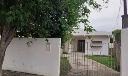 Casa com 3 quartos à venda na Rua Duarte Coelho, 770, Jardim Santa Marta III, Salto por R$ 250.000