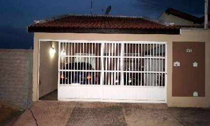 Casa com 2 quartos à venda na Rua Cambará, 150, Vila Flora, Salto por R$ 400.000